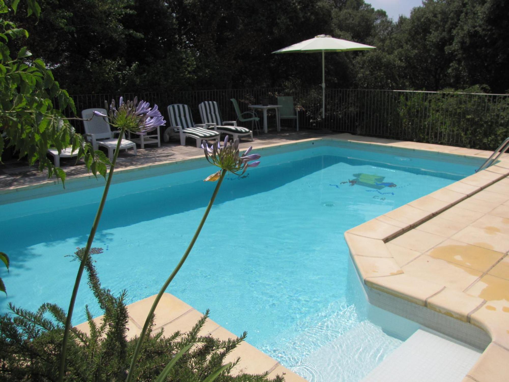 Domaine Du Bois Gite Bleuette Galargues Ngoại thất bức ảnh